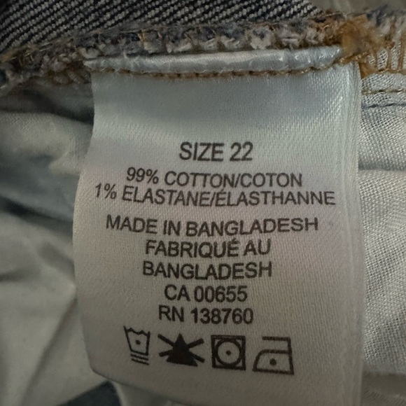 Dc and plus size jeans in euc (size 22) - Picture 4 of 4
